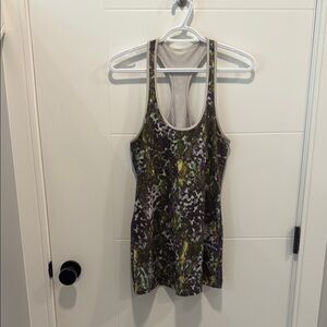 🏴 Lululemon razorback Stylish Multicolor Women's Tank Top size 12